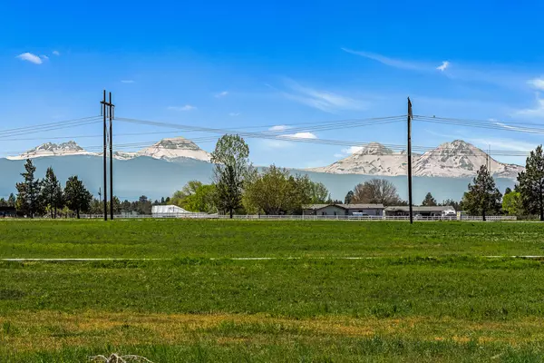 Bend, OR 97701,63420 Gentry LOOP