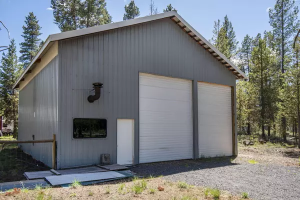 La Pine, OR 97739,16159 Blackfeather LN