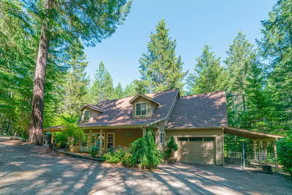 401 Thornbrook DR, Merlin, OR 97532