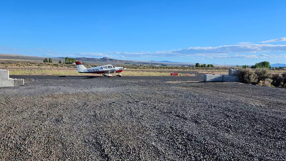 Christmas Valley, OR 97641,100-1800 Christmas Valley Hwy