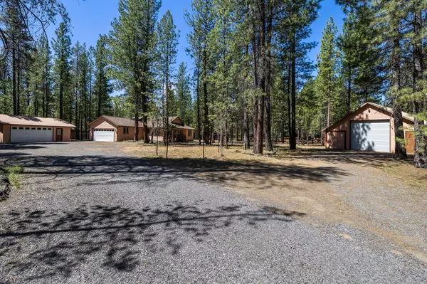 La Pine, OR 97739,51885 Pine Loop DR