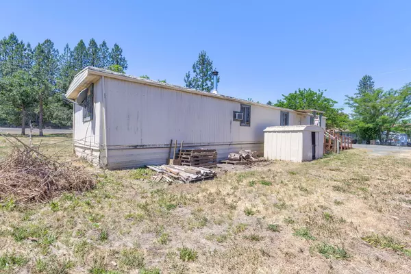 Grants Pass, OR 97526,151 Pesterfield PL