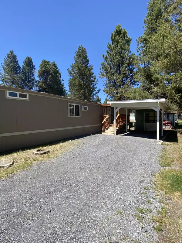 La Pine, OR 97739,52731 Huntington RD #24