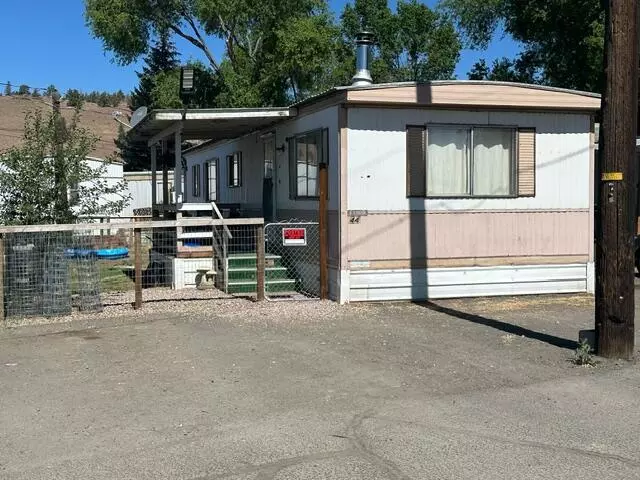 Madras, OR 97741,126 B ST