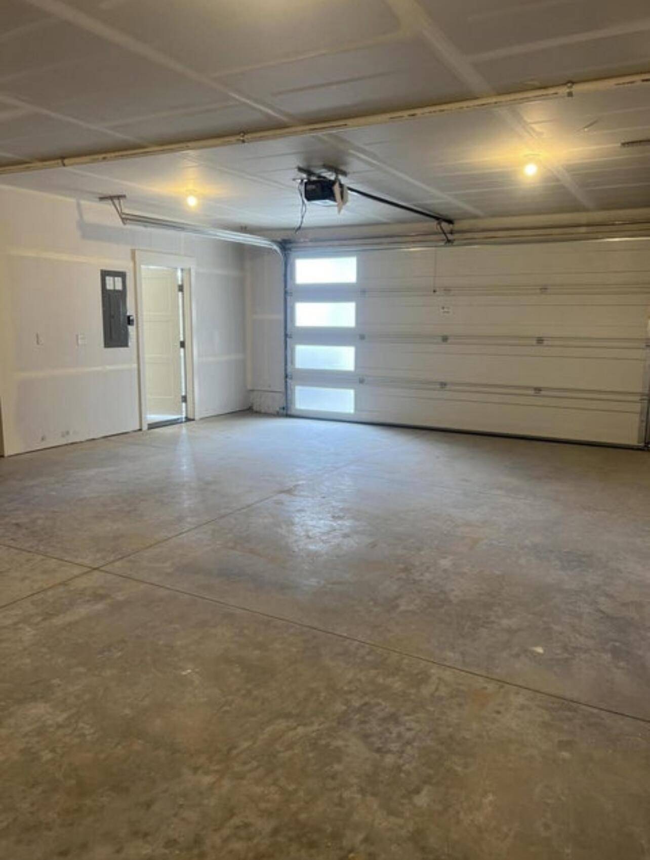 Bend, OR 97703,2082 Trenton AVE #2