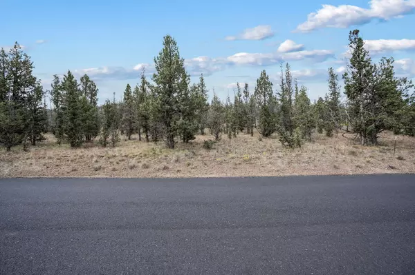 Prineville, OR 97754,7318 Madison AVE