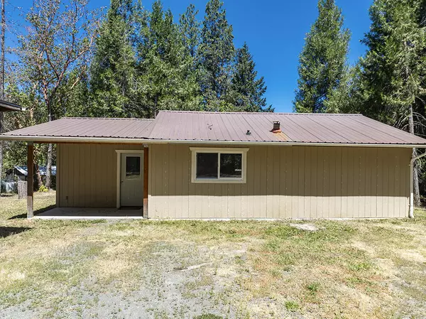 Grants Pass, OR 97527,856 Jaynes DR