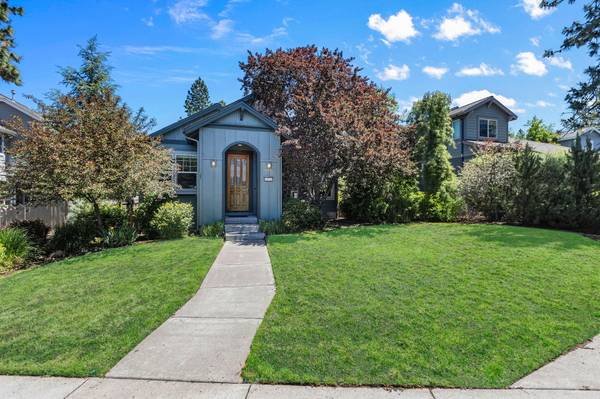 19524 Fisher Lake LN,  Bend,  OR 97702