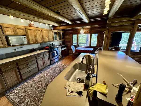 Applegate, OR 97530,6006 Thompson Creek RD