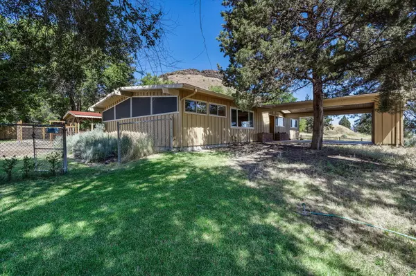 425 Rimrock RD, Prineville, OR 97754