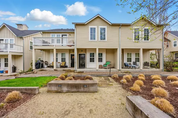 515 G ST #213, Jacksonville, OR 97530