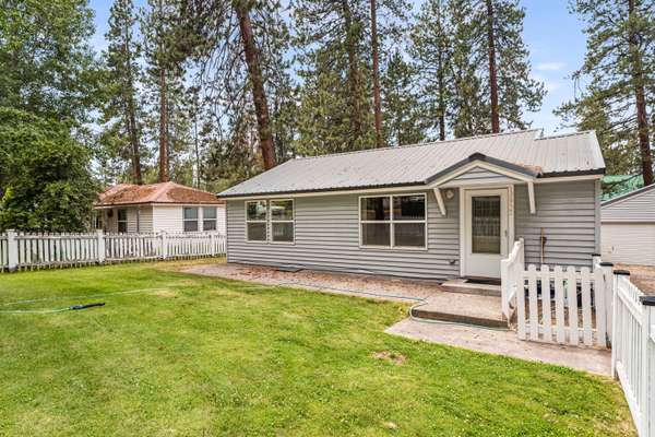 138722 Rhododendron ST, Gilchrist, OR 97737