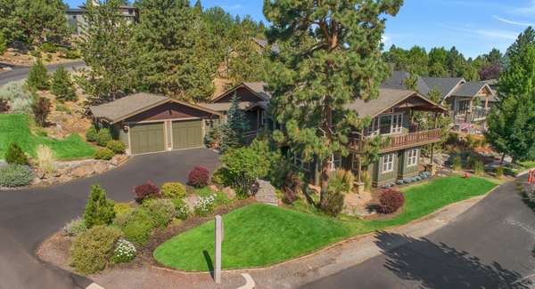 3241 Fairway Heights DR,  Bend,  OR 97703