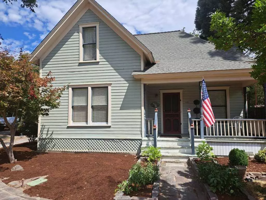 Gold Hill, OR 97525,1031 Second AVE