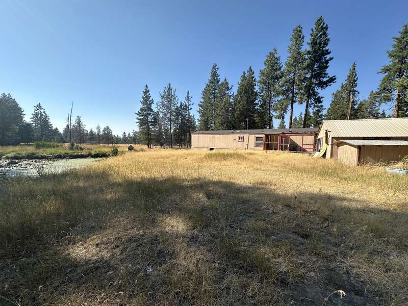 18313 J F Goeller WAY, Klamath Falls, OR 97601