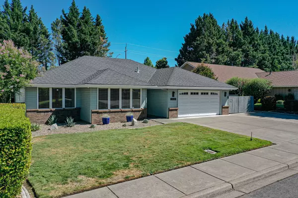 Medford, OR 97504,2449 Greenridge DR