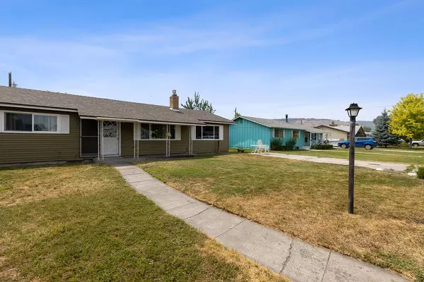 Prineville, OR 97754,570 5th ST