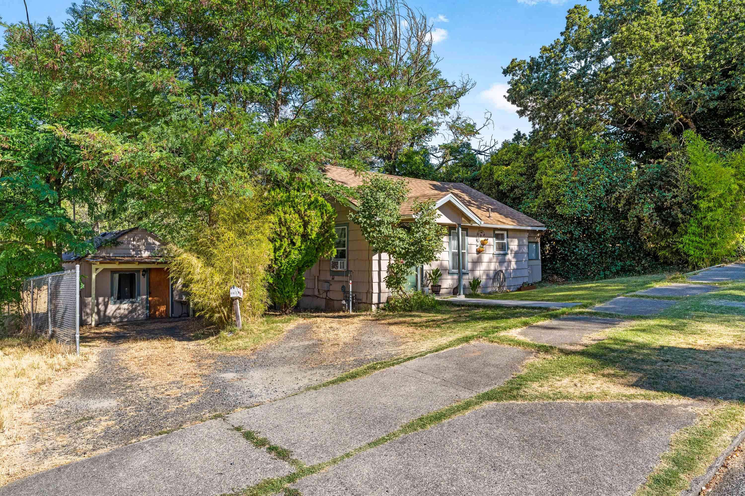 610 Clarke ST, Grants Pass, OR 97526