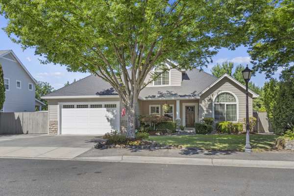 Medford, OR 97504,230 Fieldbrook CT