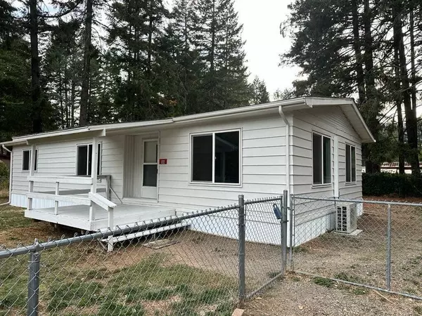 108 Sawyer AVE, Cave Junction, OR 97523