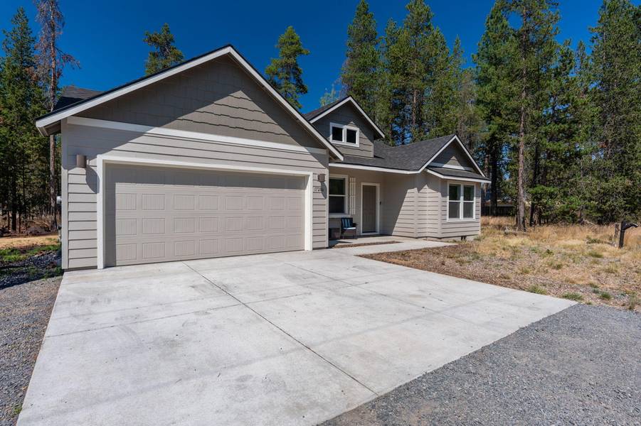 17286 Golden Eye DR, Bend, OR 97707