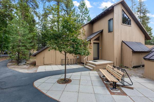 17623 Cluster Cabin LN #31, Sunriver, OR 97707