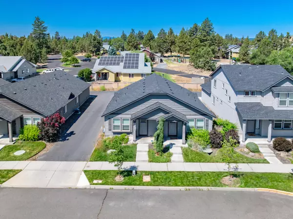 62025 Nates PL, Bend, OR 97701