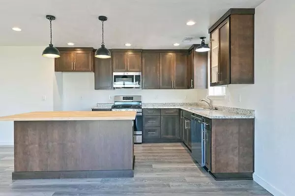 White City, OR 97503,7927 27th ST