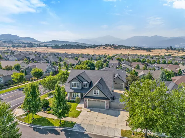 Medford, OR 97504,3960 Crystal Springs DR