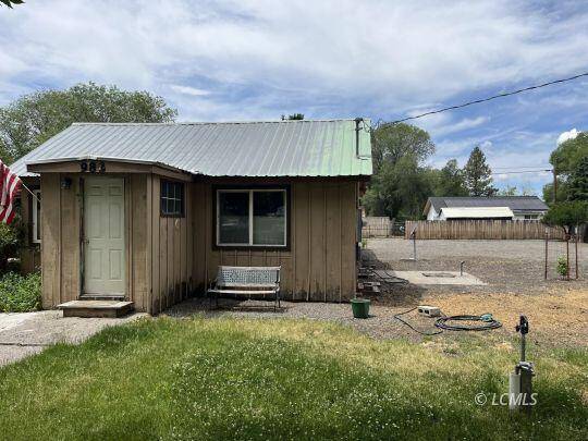 982 G ST, Lakeview, OR 97630