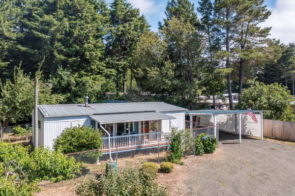 63755 Wallace RD,  Coos Bay,  OR 97420