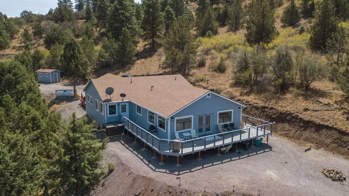 Klamath Falls, OR 97601,8050 Peregrine Heights