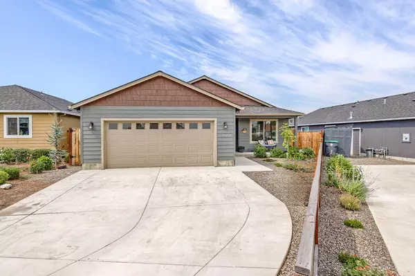 Medford, OR 97501,2829 Caster LN