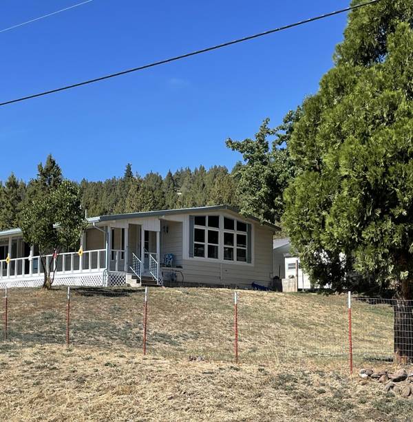 10003 Ben Kerns RD,  Klamath Falls,  OR 97601