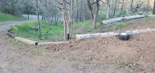 Shady Cove, OR 97539,2450 Indian Creek RD