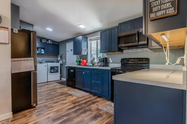 Medford, OR 97501,1570 Peach ST #145