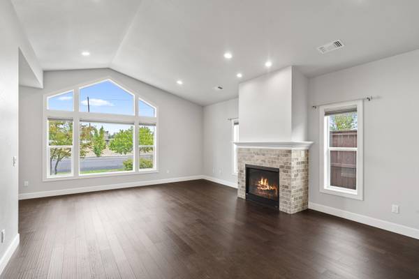 Central Point, OR 97502,451 Haskell ST