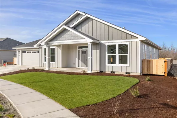 1757 River Run ST, Central Point, OR 97502