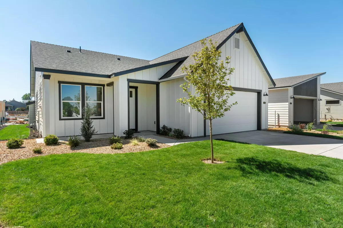 Bend, OR 97701,2906 Zweckal PL NE ##9