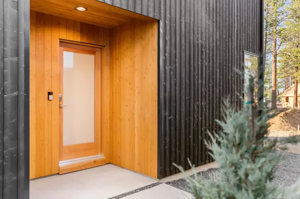 Sisters, OR 97759,601 Sisters Woodlands WAY #Lot #10