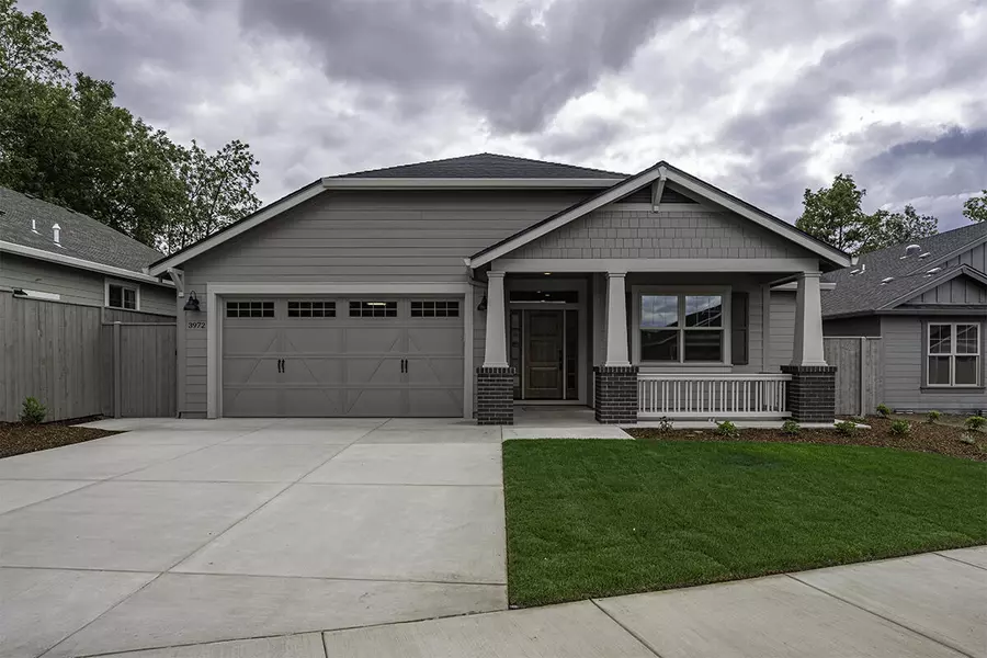 3972 Colorado DR, Medford, OR 97504