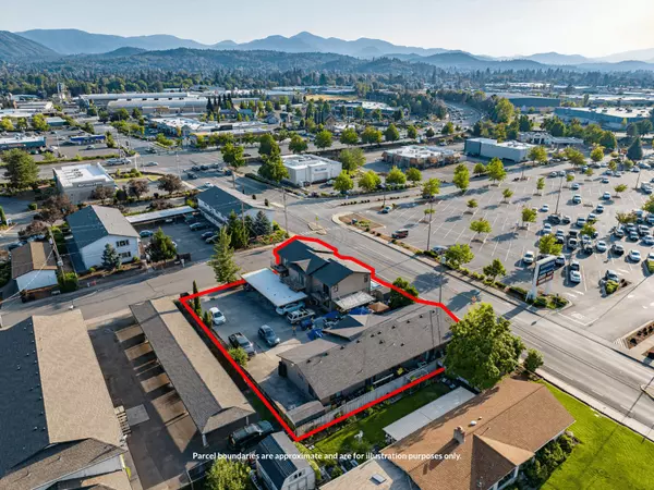 Grants Pass, OR 97526,1702 Fairview AVE