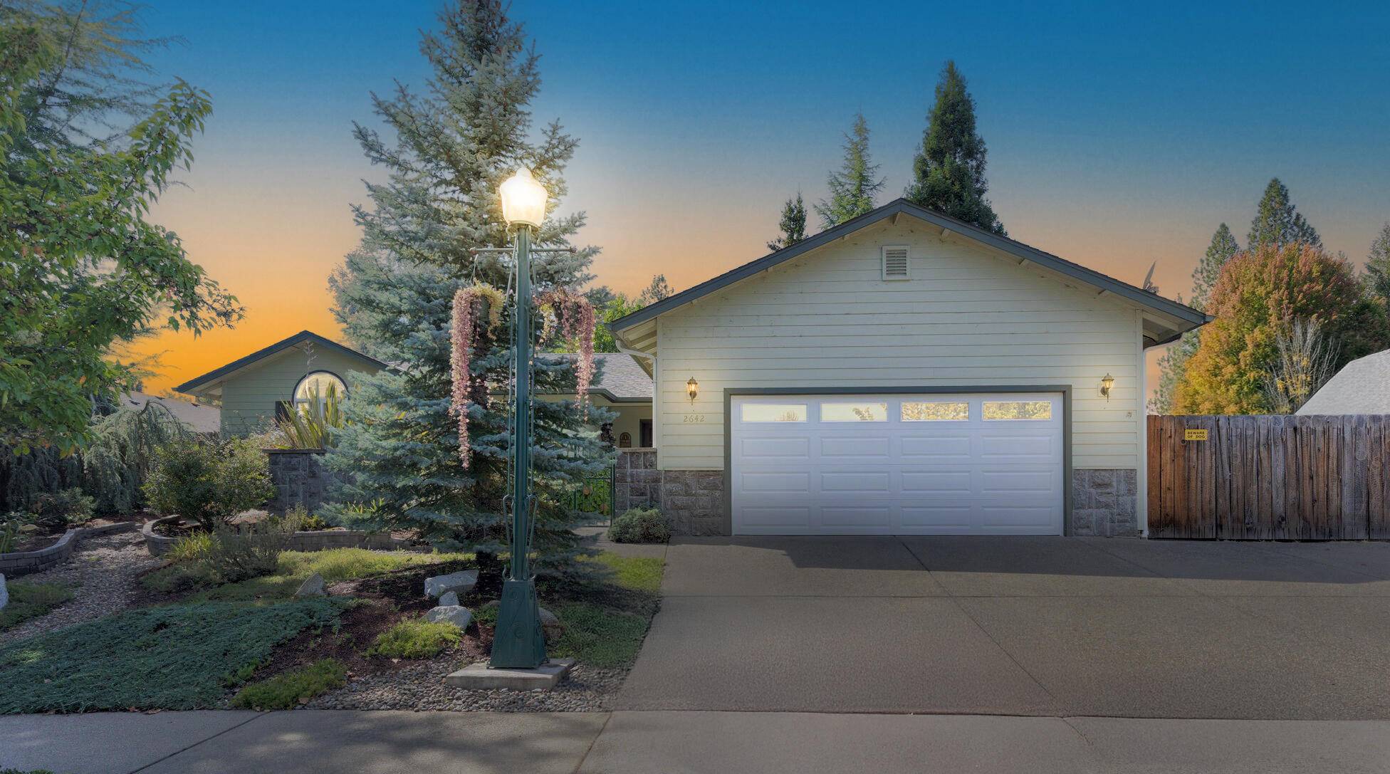 2642 Allen Creek RD,  Grants Pass,  OR 97527