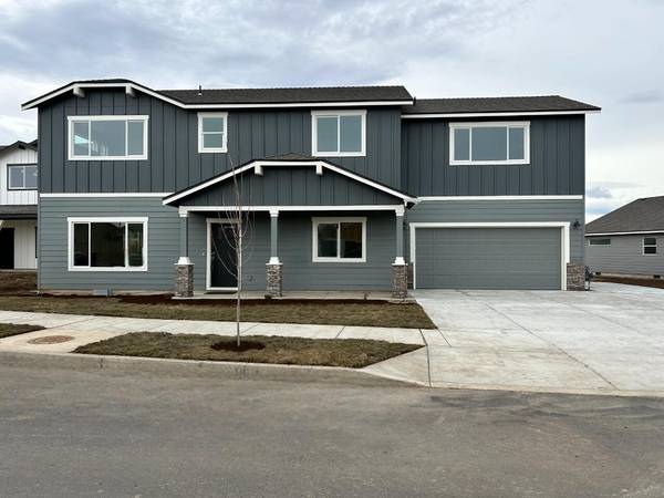 1100 Walnut AVE #73, Redmond, OR 97756