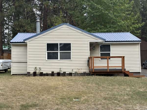 138647 Rhododendron ST, Gilchrist, OR 97737