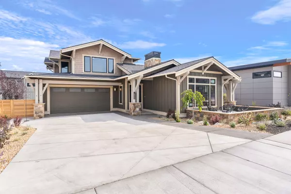3157 Strickland WAY, Bend, OR 97703