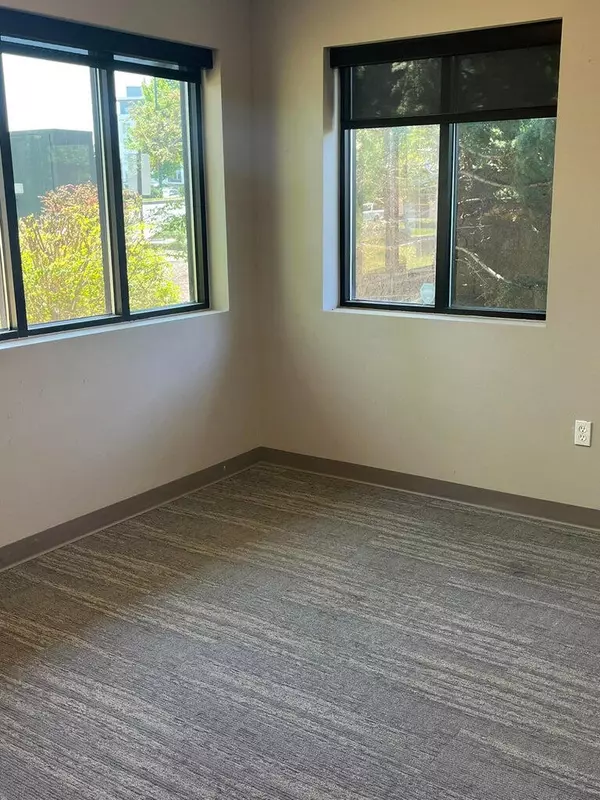 Bend, OR 97702,325 Cyber DR