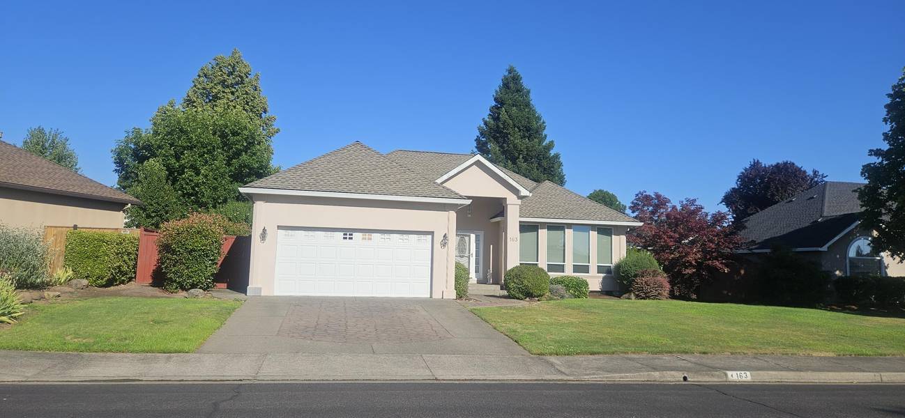 163 Prairie Landing DR, Eagle Point, OR 97524