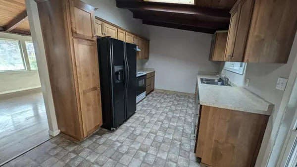 Central Point, OR 97502,155 Glenn WAY