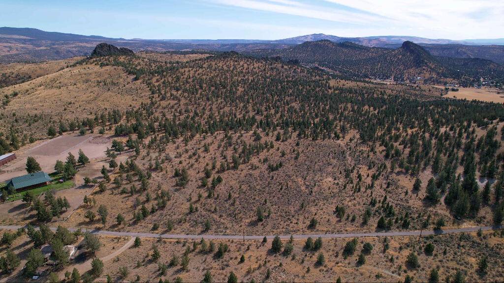 10952 Spoke LN, Prineville, OR 97754